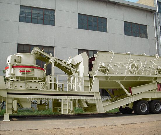 Mobile sand making plant