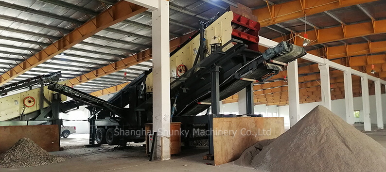 Mobile Screening Plant